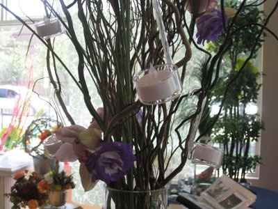 Florist Centerpiece Mock-Up (Pics) - Opinions, Please!