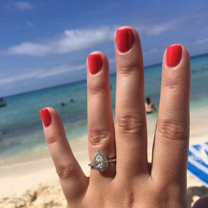 Show me... your halo engagement rings!! 💍 - 1