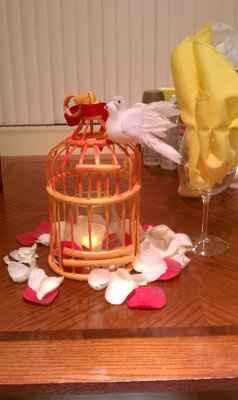 How can I make these birdcages better and turn them into a centerpiece?