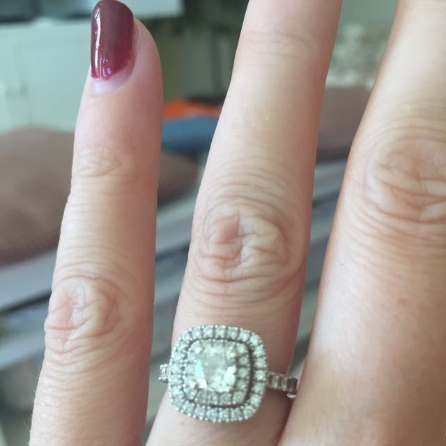 Let's see those rings! And for the Mrs lets see the bands with it ! I LOVE seeing everyone's bling:)