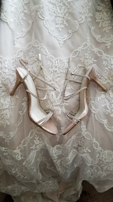 Ladies let's see those shoes 8