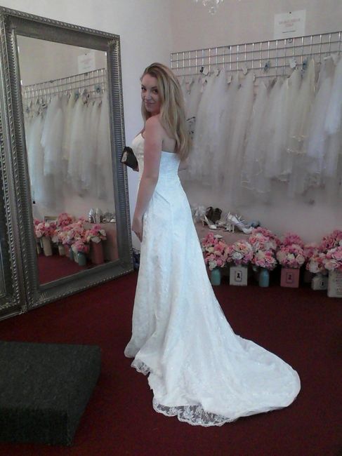 Show off those dresses!