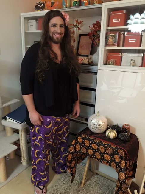 Show us your Halloween costumes with Fs! - 3