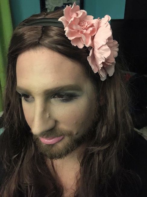 Show us your Halloween costumes with Fs! - 5