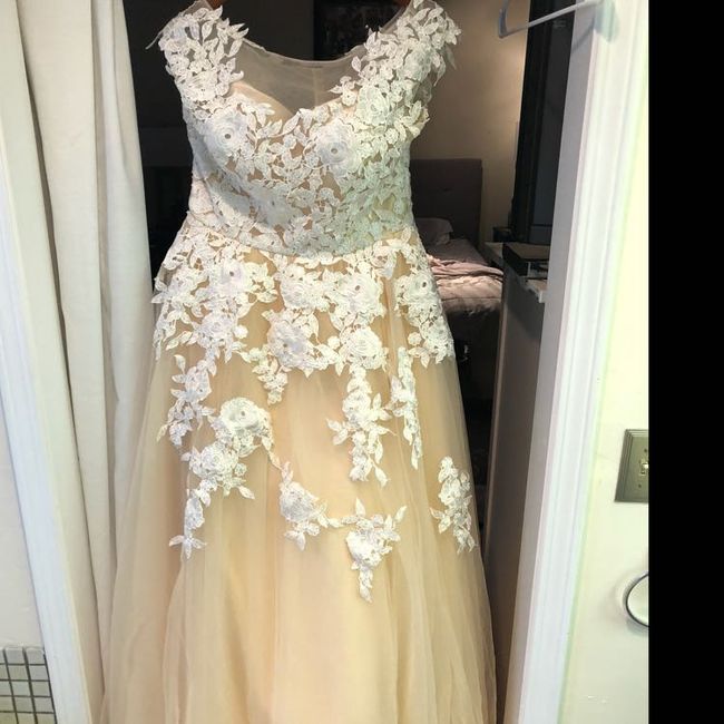 Non-white Dresses - 1