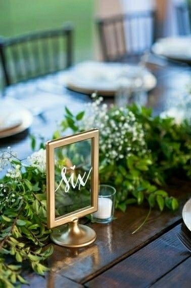 Reception Table Decor