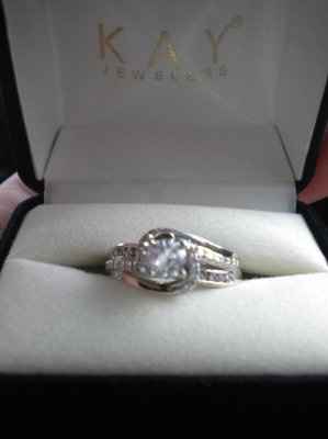 show off ur "RINGS"girls!!!!