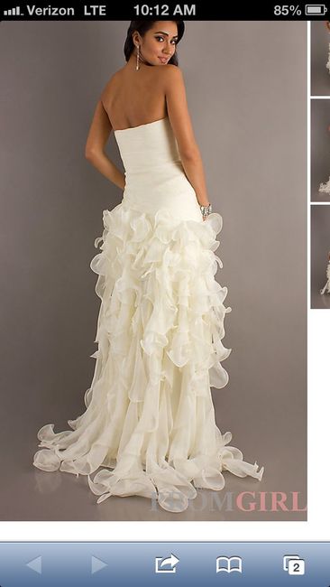 Show us your wedding dress!!!!!!
