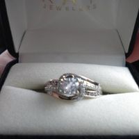 show off ur "RINGS"girls!!!!