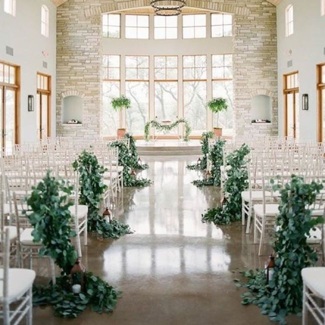 What does your ceremony aisle look like?