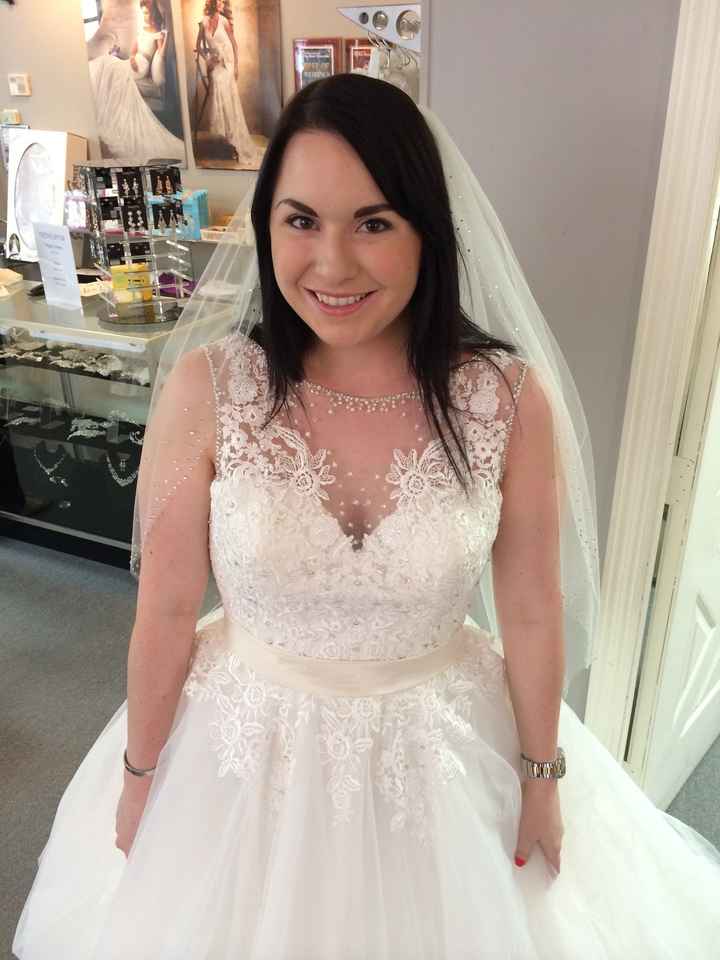 Need Some Dress Porn!!