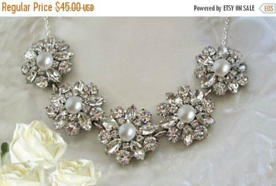 What kind of accessories for my dress?