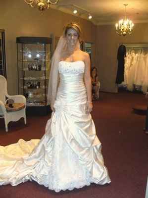 Anyone have "real-life" pictures of Maggie Sottero Ambrosia?