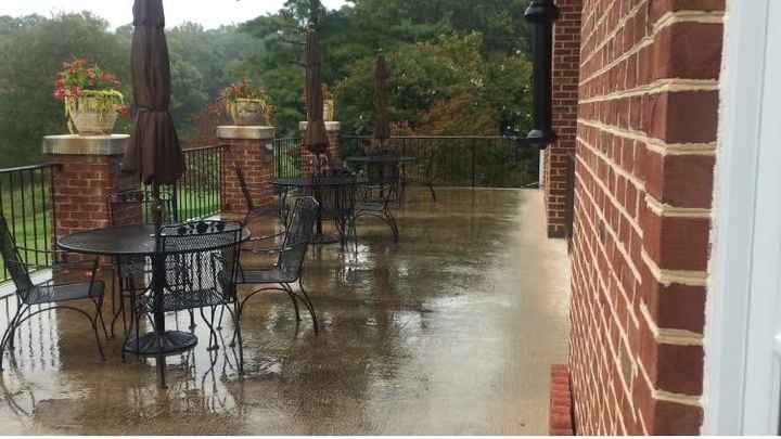 Helppp... Outdoor string of lights for terrace