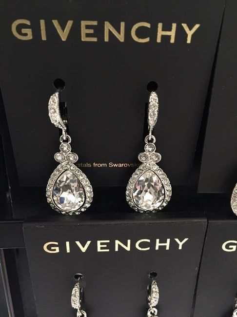 Bridal jewelry