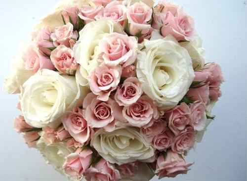 Let's see your flowers/bouquets/bouquet alternatives!