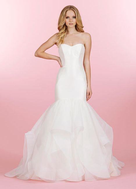 Let's see those dresses. 8