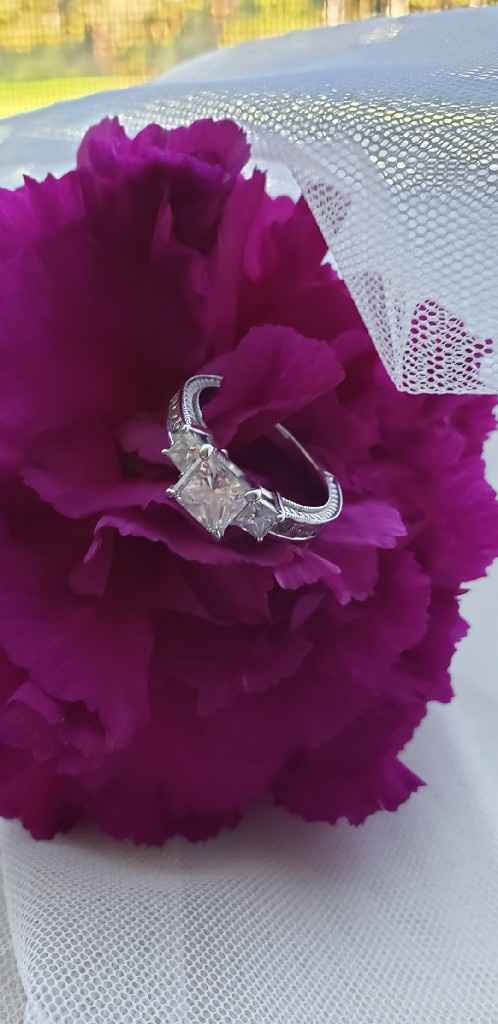 Brides of 2022! Show us your ring! - 1