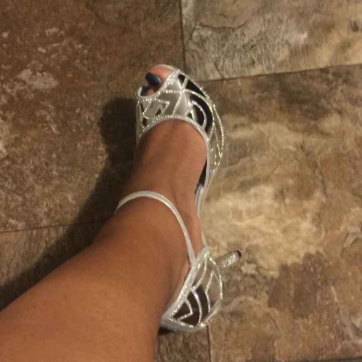 Show me your shoes! - 1