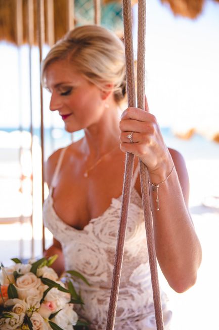 How to pick out complementary jewelry? 2