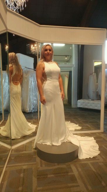 Recognize this dress? 5