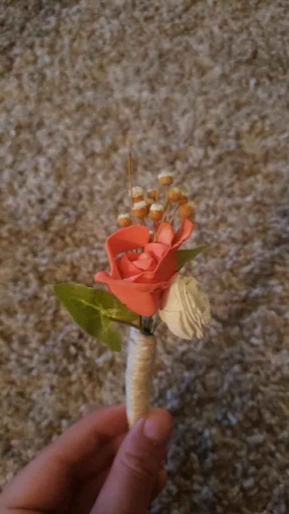 Sons boutonniere (he is the ring bearer so his will be a little different) 