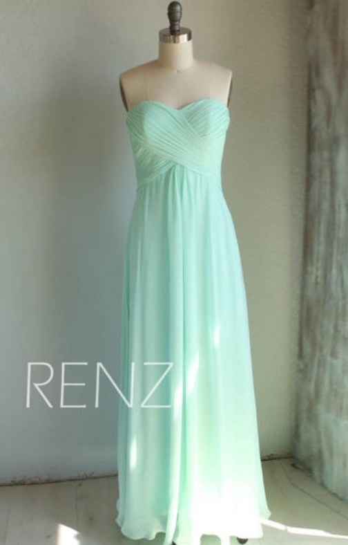 Show me your bridesmaid dresses!!