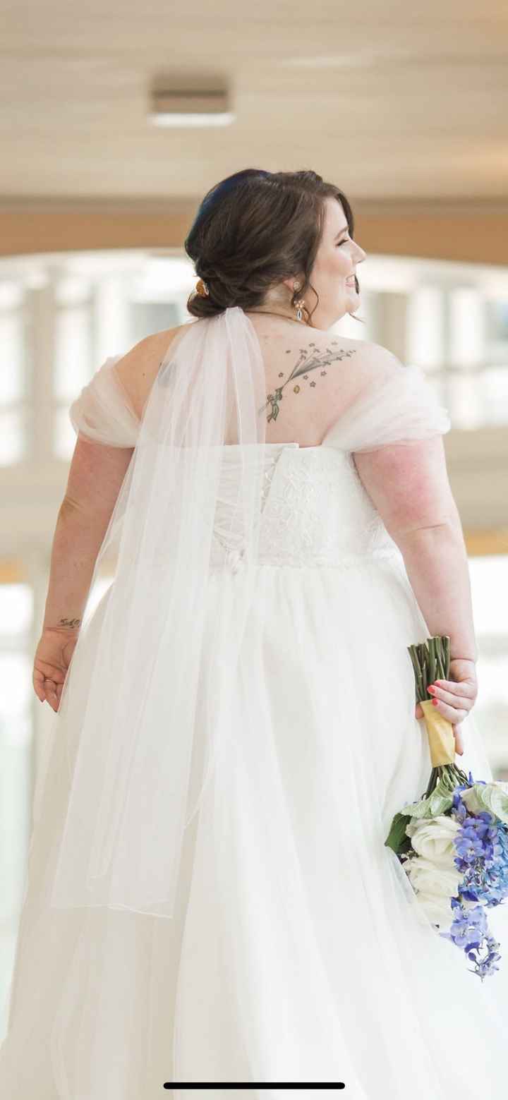 i want to see your updo's with veil! - 1