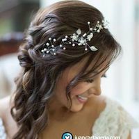 Medium length thin hair ladies, what bridal style?