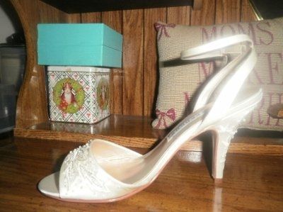 LETS SEE THOSE WEDDING SHOES!