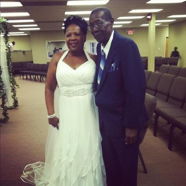 BACK AND MARRIED!!!! VERY PIC HEAVY!!! Non pro pics....