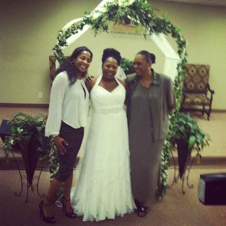 BACK AND MARRIED!!!! VERY PIC HEAVY!!! Non pro pics....