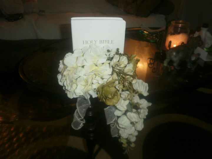 show off your bridal bouquets