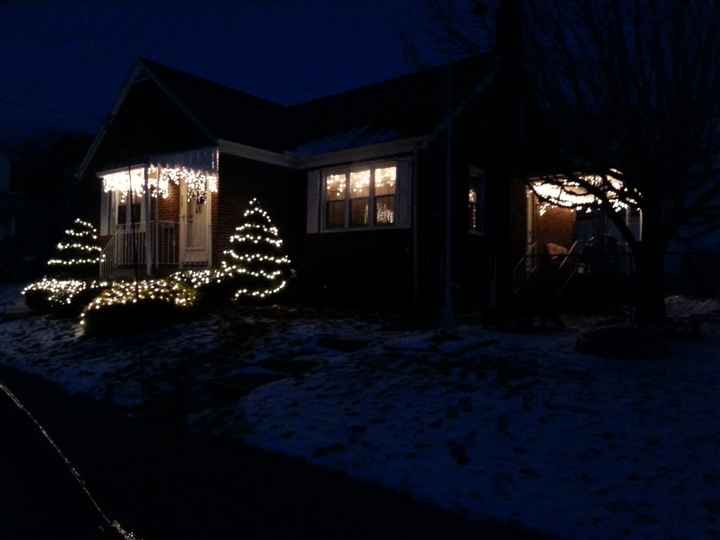 NWR - Alright, who's got their tree up?!