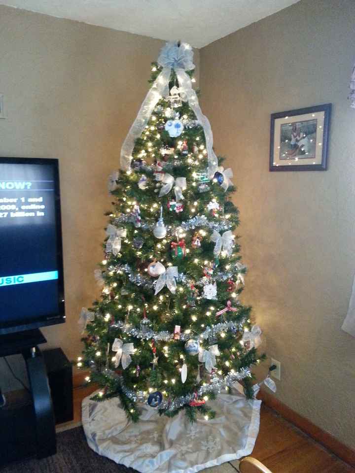 NWR - Alright, who's got their tree up?!