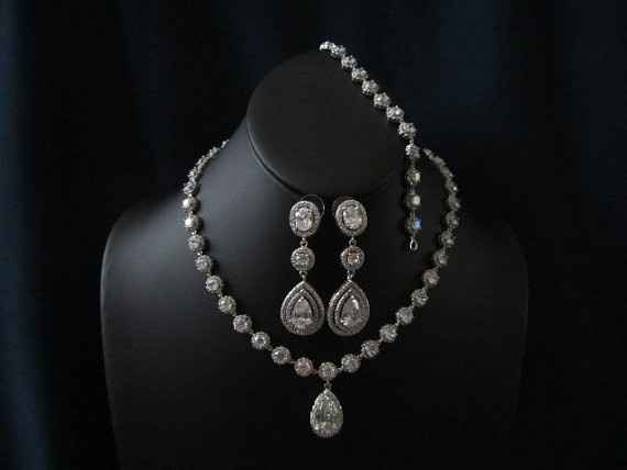 Show me your wedding jewelry!