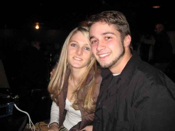 *Spin off* Fit Brides TBT post. Do any of you have your first picture with FH?!