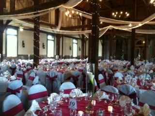 Can I get some venue / dress porn?