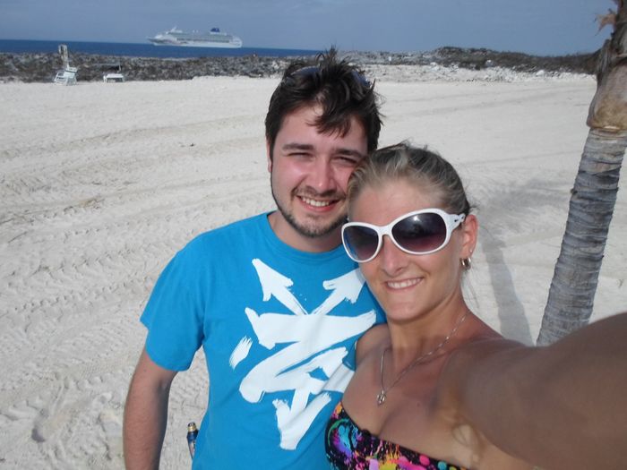 Post Your Favorite Picture of You and Your Fiance/Fiancee!