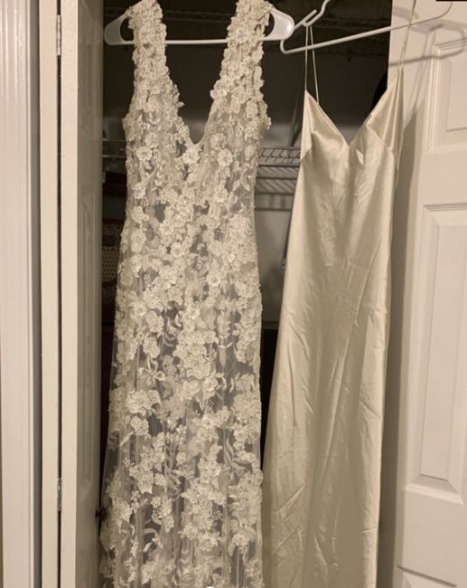 Anyone going unique/ vintage/ handmade/ 2nd hand for wedding dress? Show them off! 1