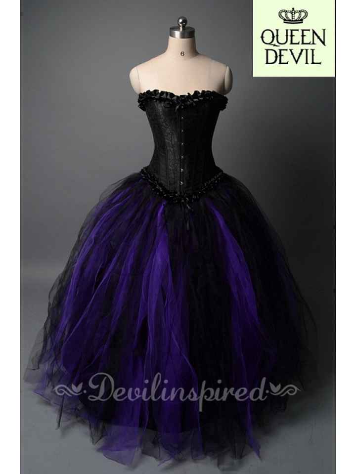 Gothic wedding dress - 2