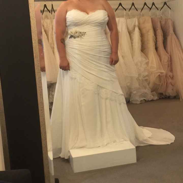 I wanna see your wedding dress!