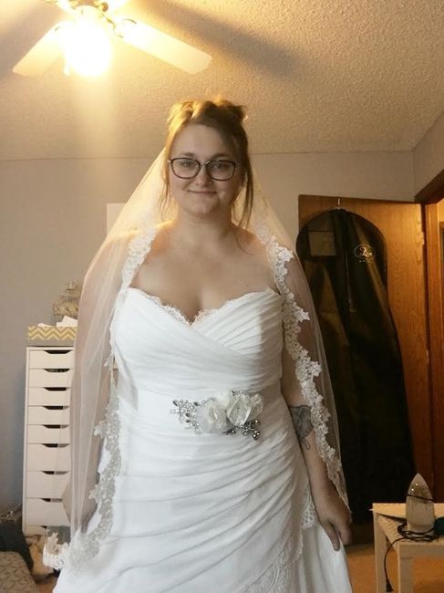 I got my veil! And I just want to show it off.