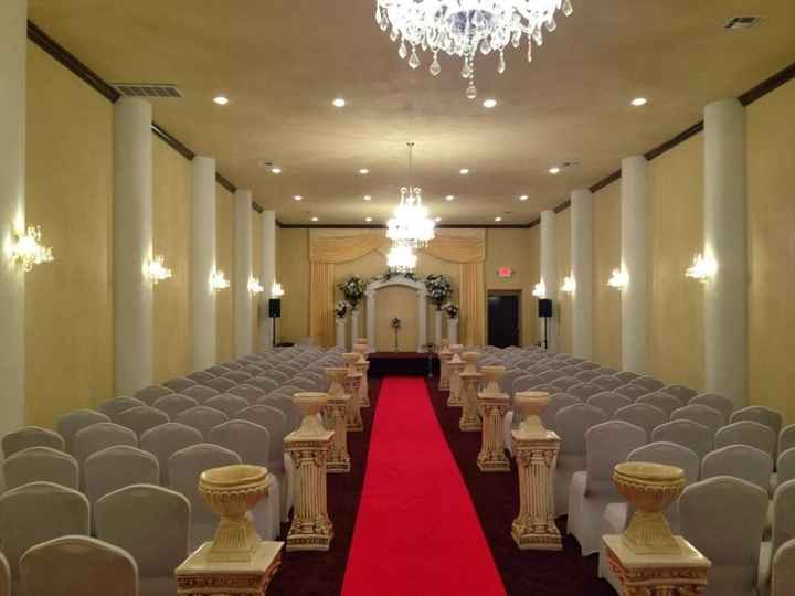Help me decorate my  ceremony room!