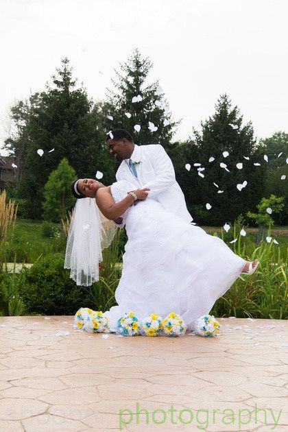 So.....I'm FINALLY BACK AND MARRIED!!!!!! HERE ARE MY BAM PICTURES.