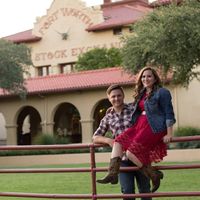 Engagement photo shoot near DFW