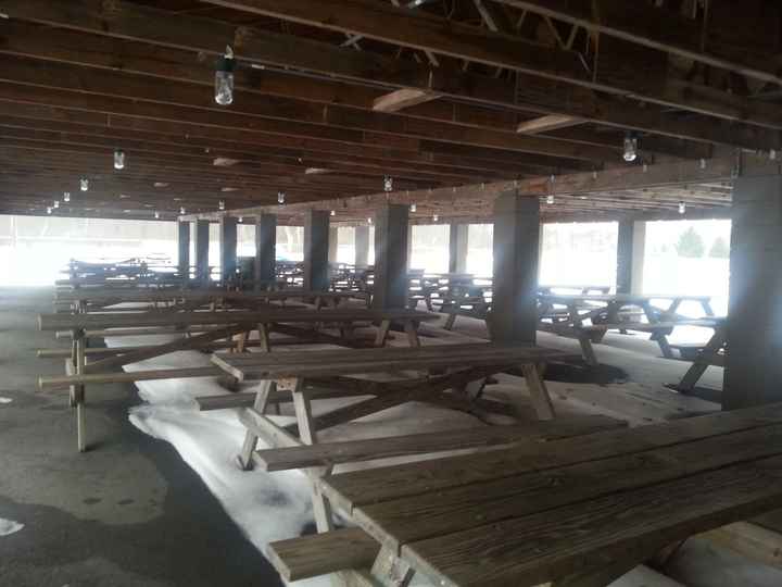 Dressing up a pavillion for the reception