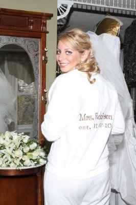 WR: Bridal Sweatsuit