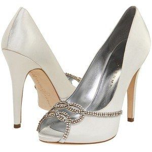 Let's See Those Wedding Day Shoes *PICS*
