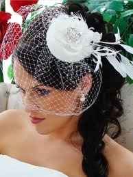 Suggestions for headpiece and veil for bride with short hair